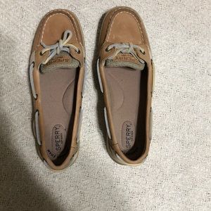 Sperrys size 7.5 shoes